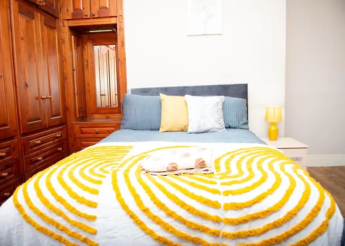 Dreaminstyle Limited * Bradford (West Yorkshire)